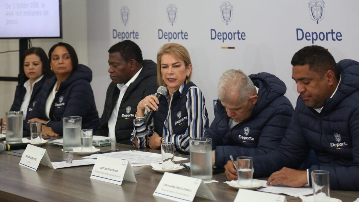 Ministerio del Deporte entrega apoyos económicos a las Federaciones Deportivas