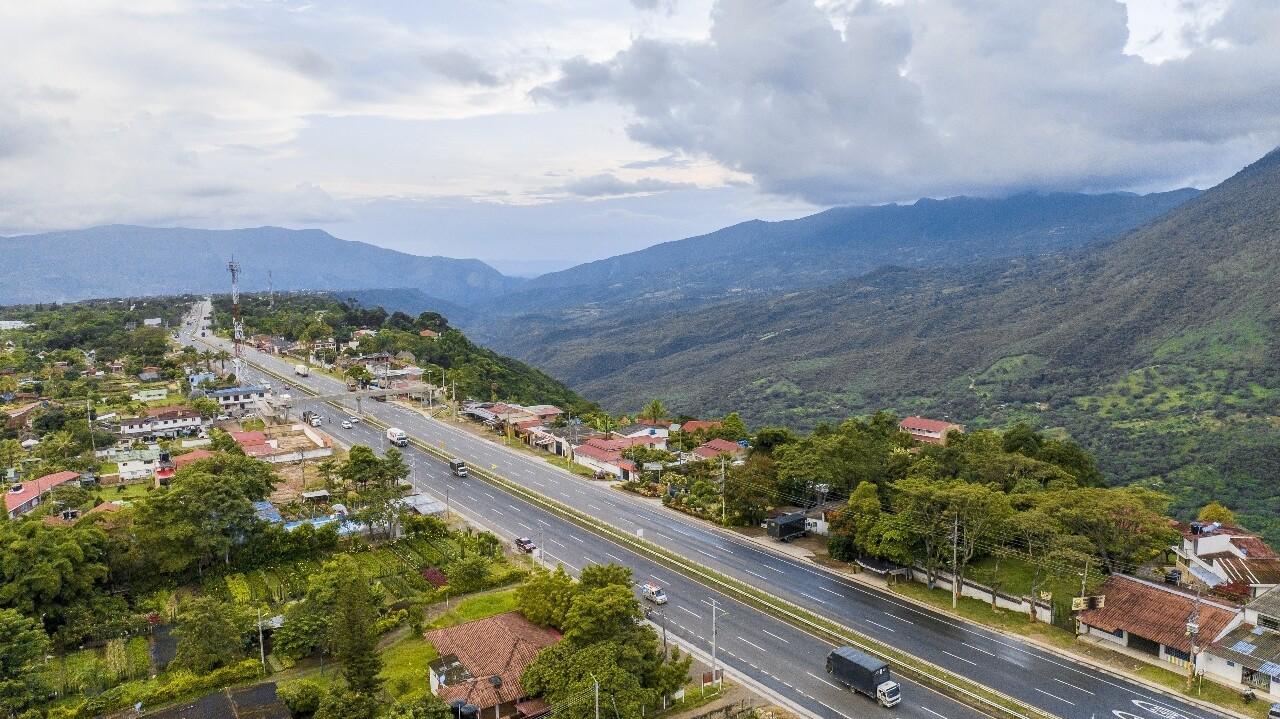 Vía Bogotá-Girardot, Concesión Vía Sumapaz