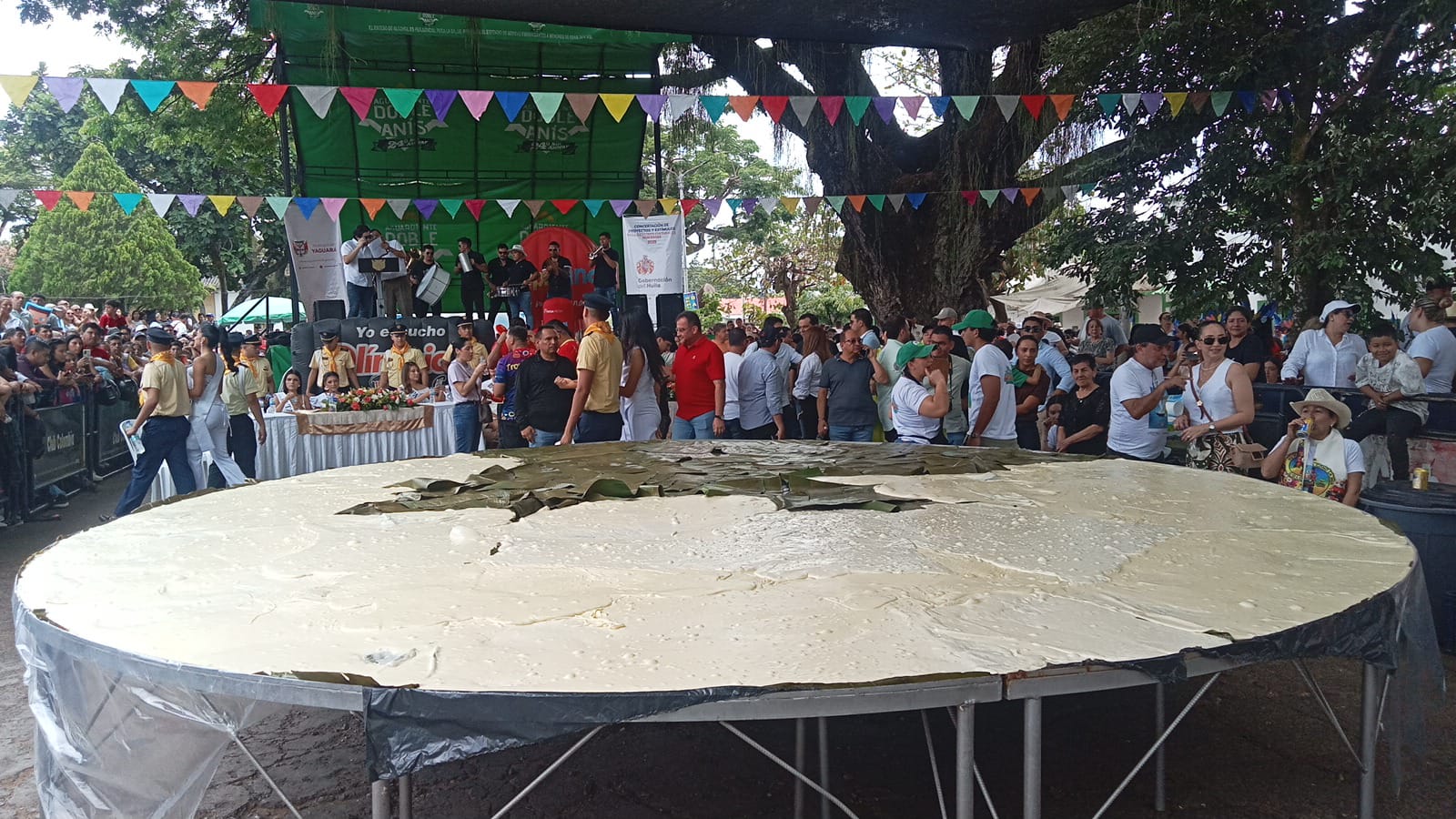 En Yaguará, Huila, se elaboró el quesillo más grande del mundo.