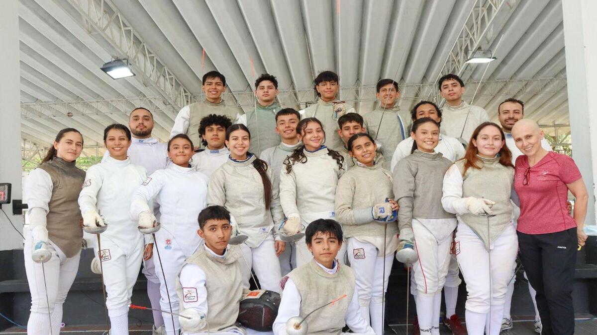 La delegación tolimense de esgrima en Copa Nacional de Bogotá