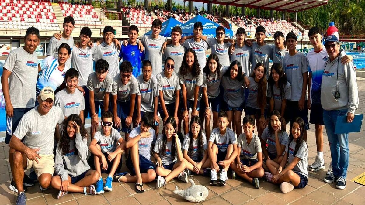 El Club Tiburones de natación del Tolima se impuso en Pereira
