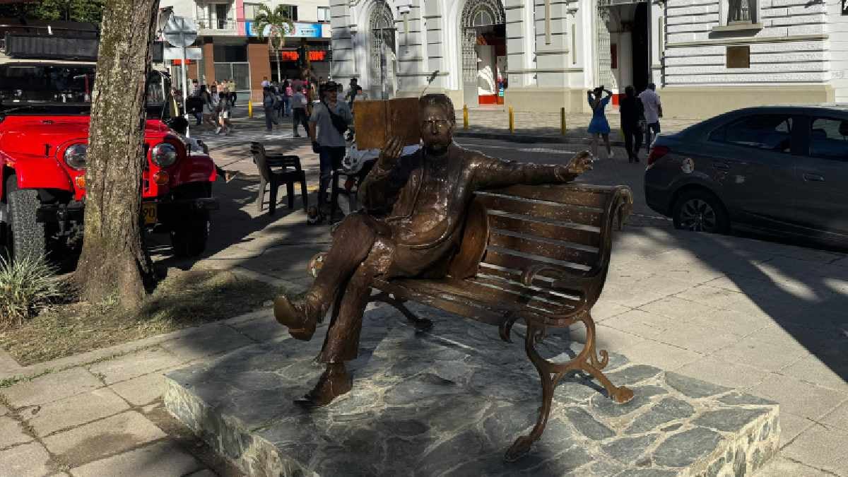 Escultura Jorge Isaacs | Ibagué | 475 años de Ibagué | Octubre 2025