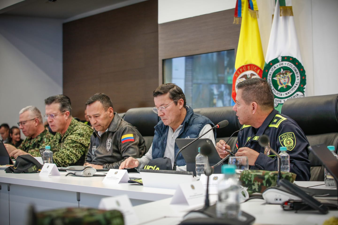 54 mil uniformados acompañan la jornada democrática que se desarrolla en los 32 departamentos