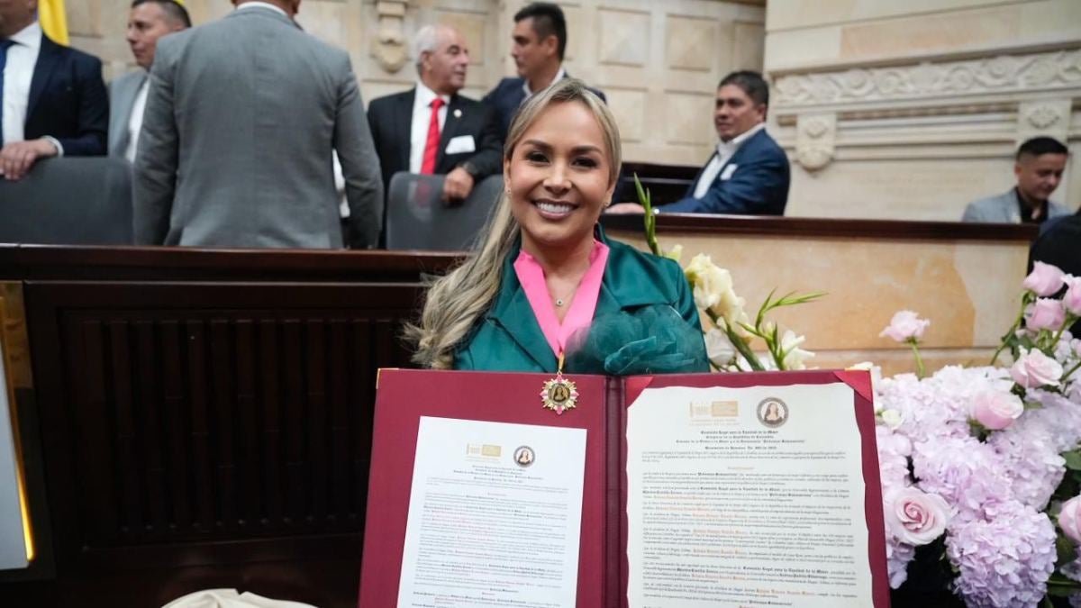 Johana Aranda | Condecoración Congreso | Aranda | Diciembre 2025