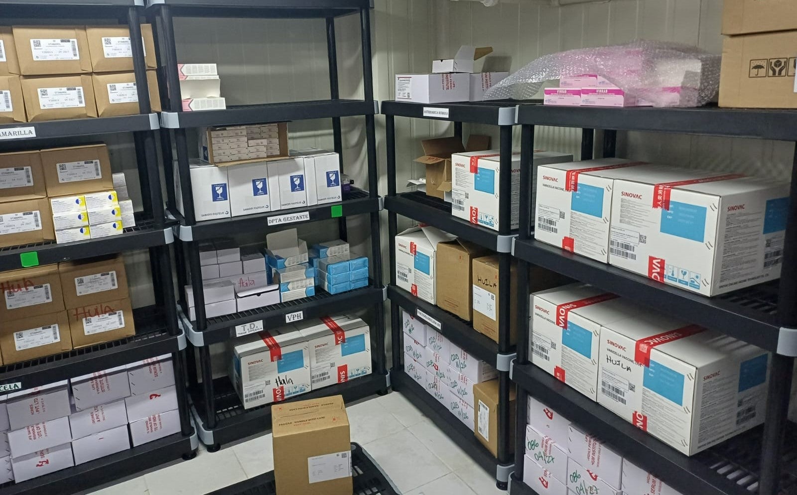 Primer lote de 4.800 vacunas contra el dengue llegó al Huila