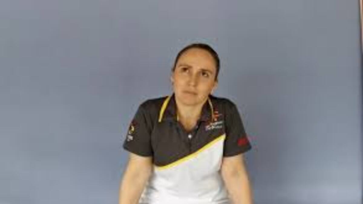 La profesora Carol Cruz, fue convocada a la selección Colombia de esgrima