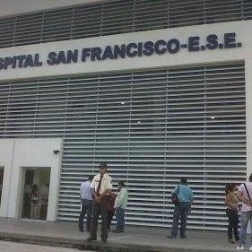 Denuncian posible masacre laboral en el Hospital San Francisco