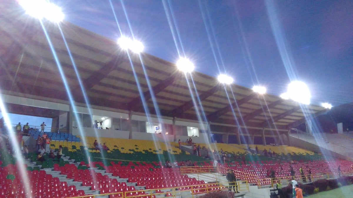 iluminaciónestadio.jpg