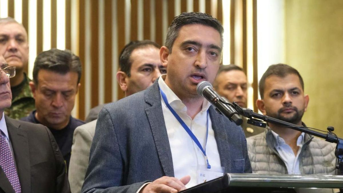 Sin plata no hay hospital alcalde de Itagüí pide plata al gobernador