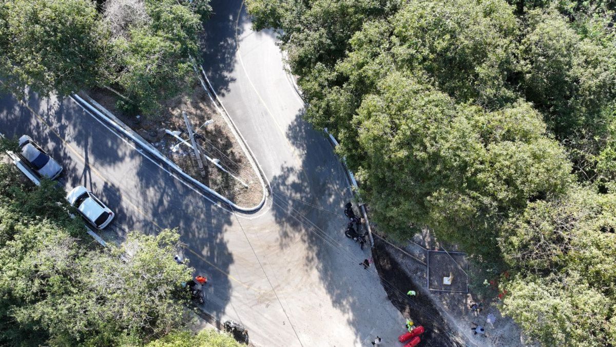 Aquí muestran la nueva vía construida en la Popa en Cartagena