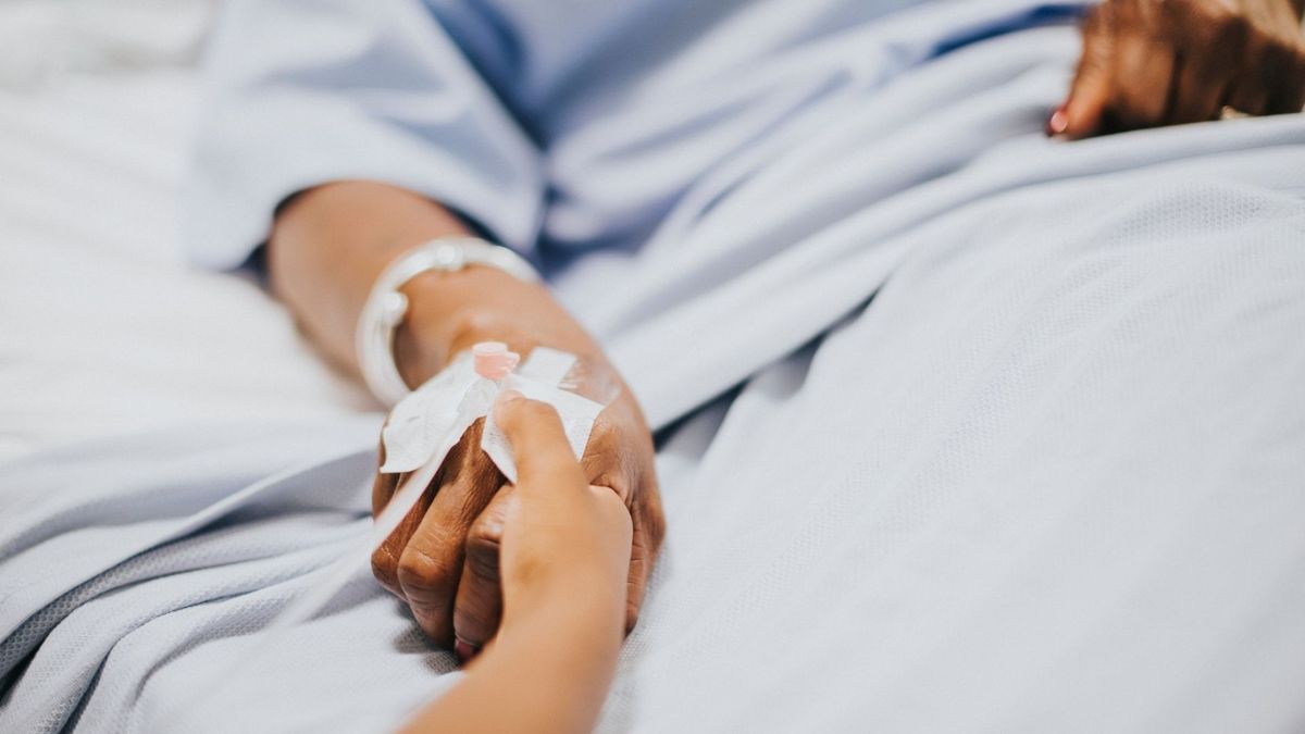 Afiliada a Nueva EPS denuncia abandono total en hospital de Antioquia