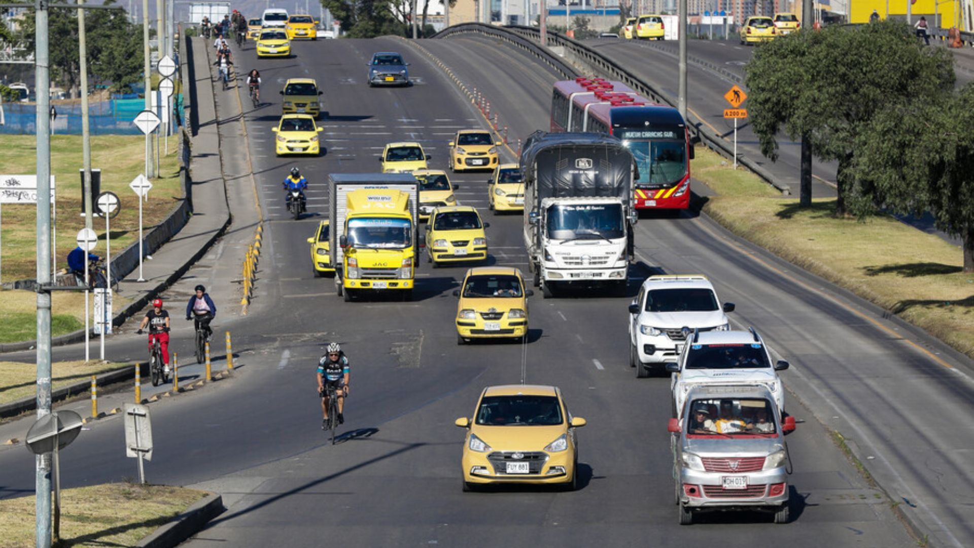 Lista de carros que sí pueden salir en el Día sin carro y moto