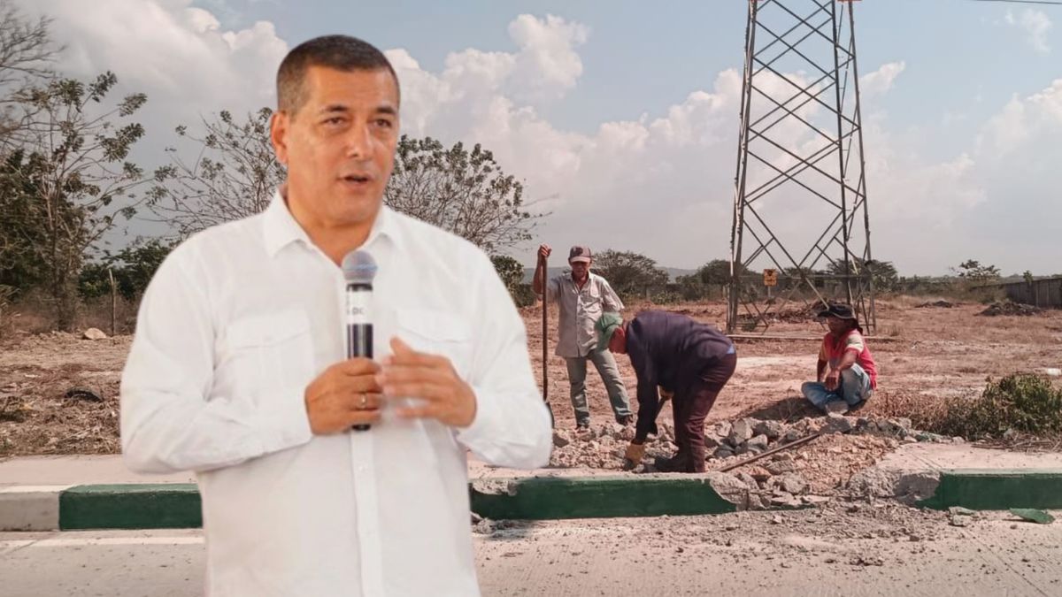 Hombres dañando la vía Policarpa – Nelson Mandela /Alcalde de Cartagena, Dumek Turbay