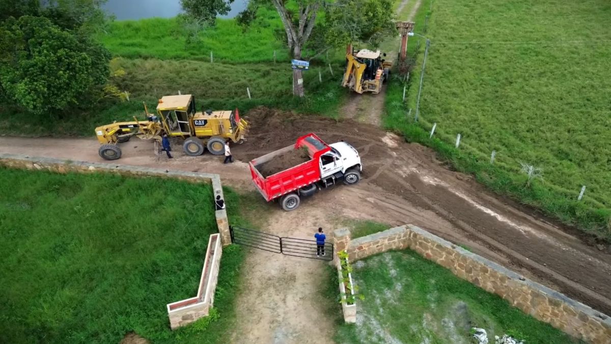 Obras en vías terciarias de La Mesa de Los Santos