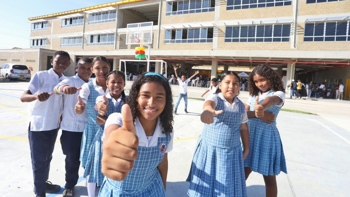 Estudiantes de Cartagena en el regreso a clases 2026