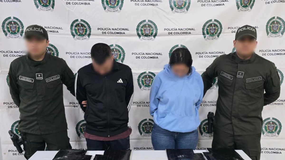 Pareja capturada en el aeropuerto de Cartagena