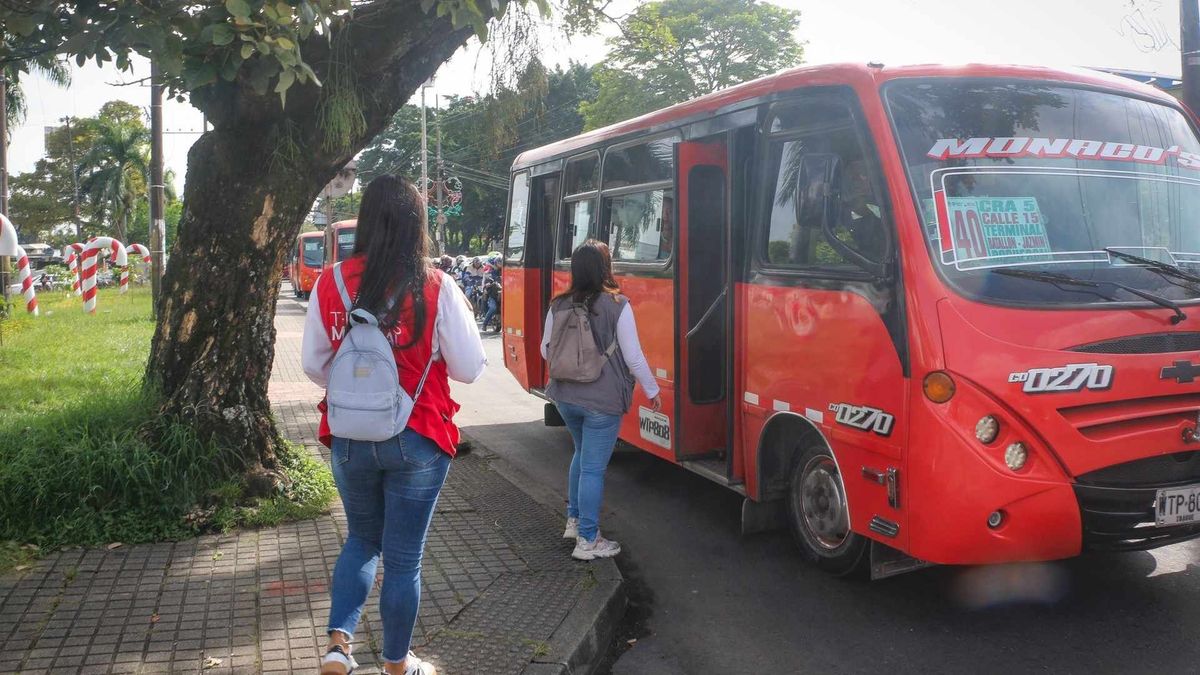Por paro contra el alza en el precio de la buseta en Ibagué, algunos colegios funcionan media jornada