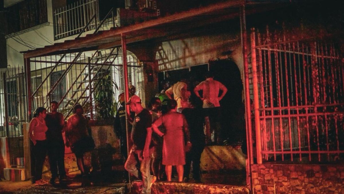 Foto de la vivienda que se incendió en el barrio Los Calamares, Cartagena