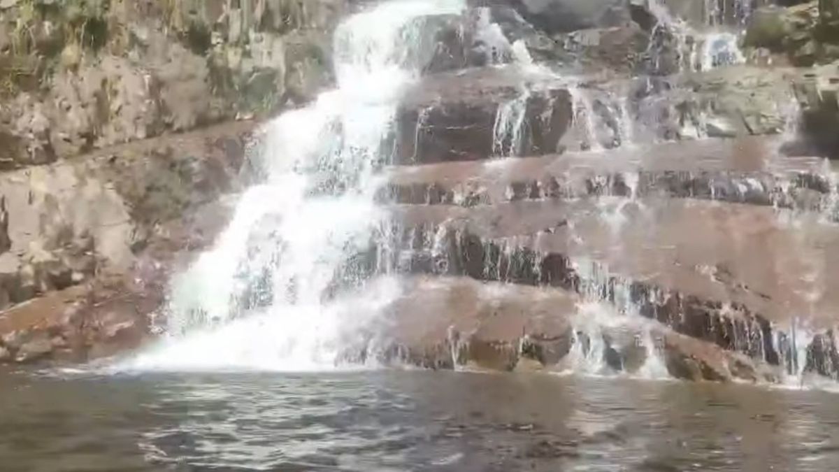 Quebrada La Guayabera, Villa Caro