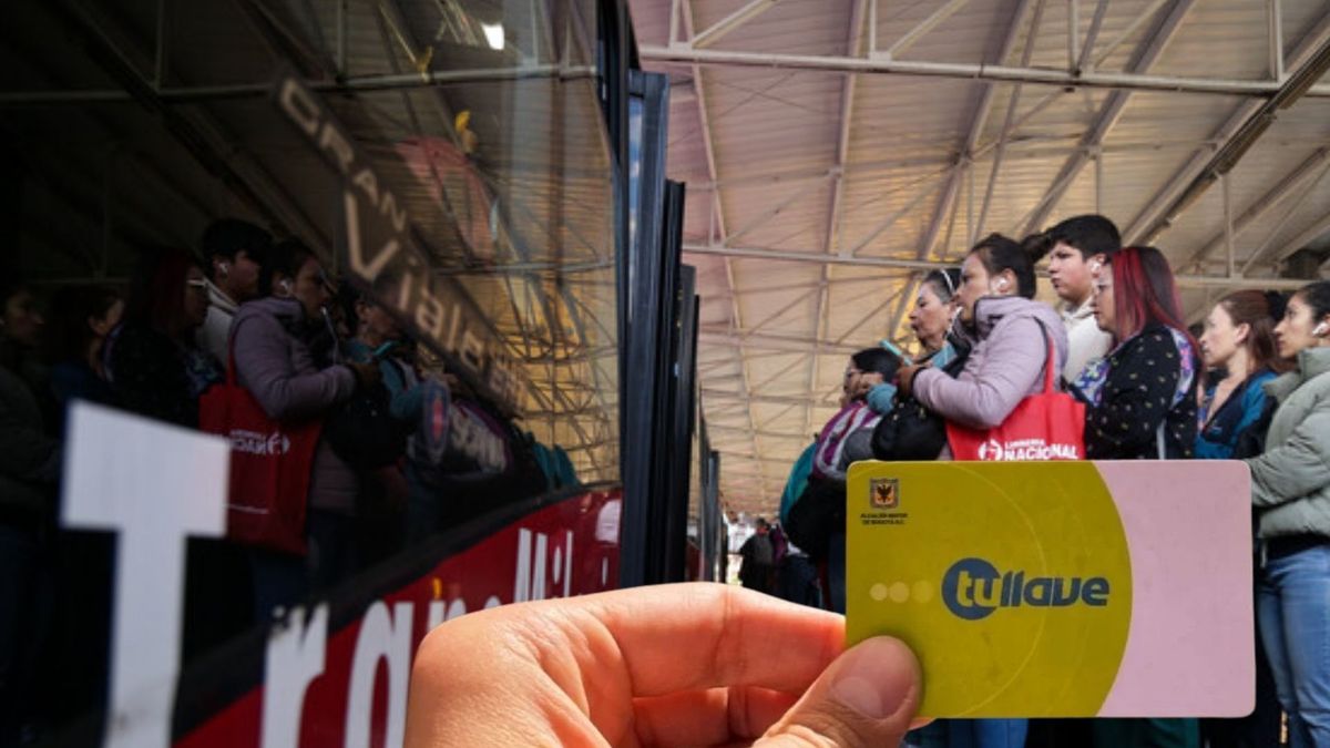 Pasaje de TransMilenio bajaría