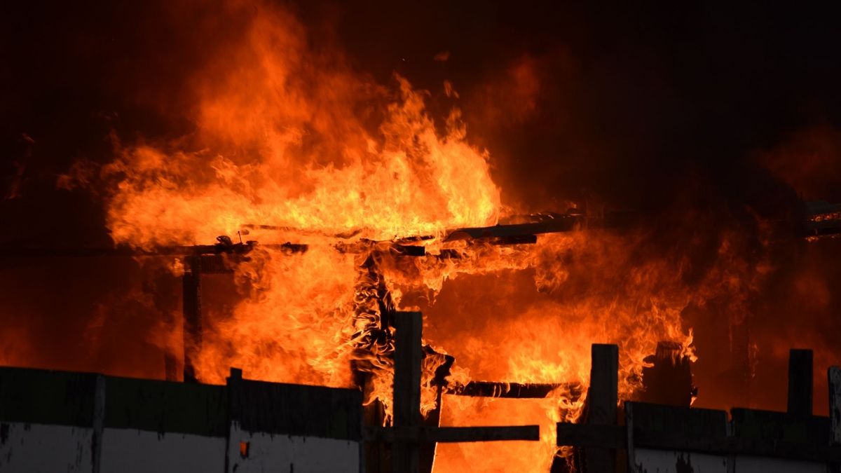 Hombre muere por quemaduras tras pelea con su ex