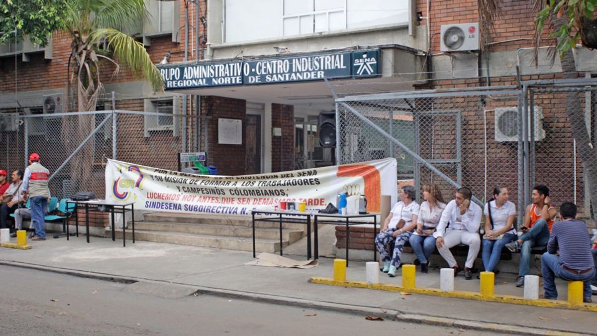 Protesta de trabajadores del Sena en Norte de Santander