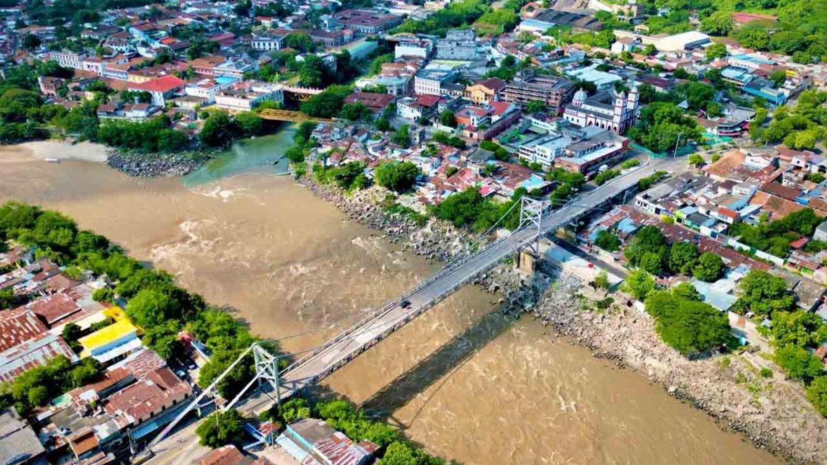 Crece el Río Magdalena en Honda y autoridades piden máxima precaución