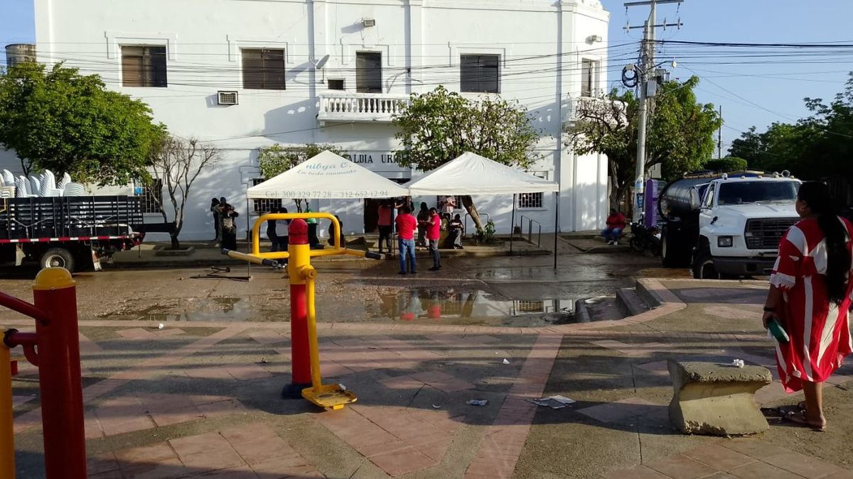 Protesta en la Alcaldía de Uribia.