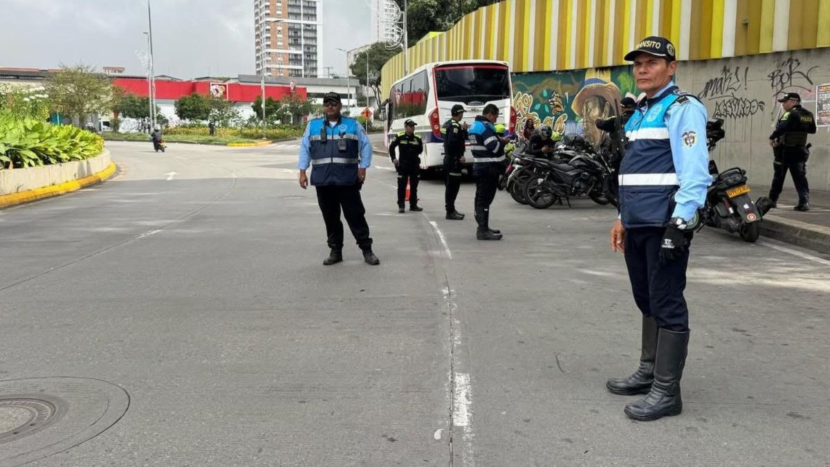 Control de tránsito en el Mesón de los Búcaros
