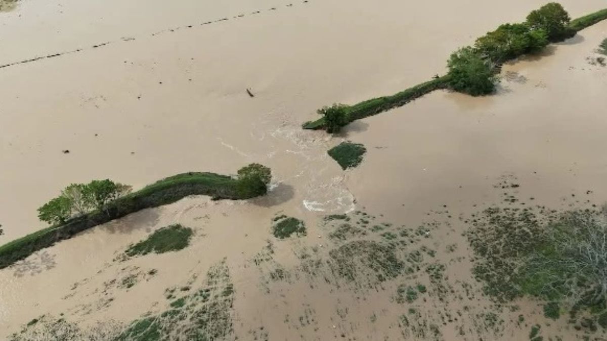 Ruptura de dique en el río Lebrija