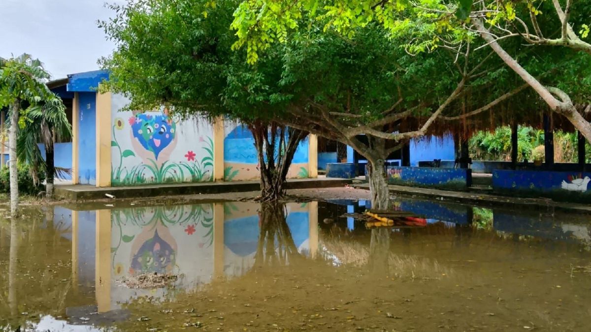 Reanudan clases en colegios de municipios afectados por lluvias en Córdoba