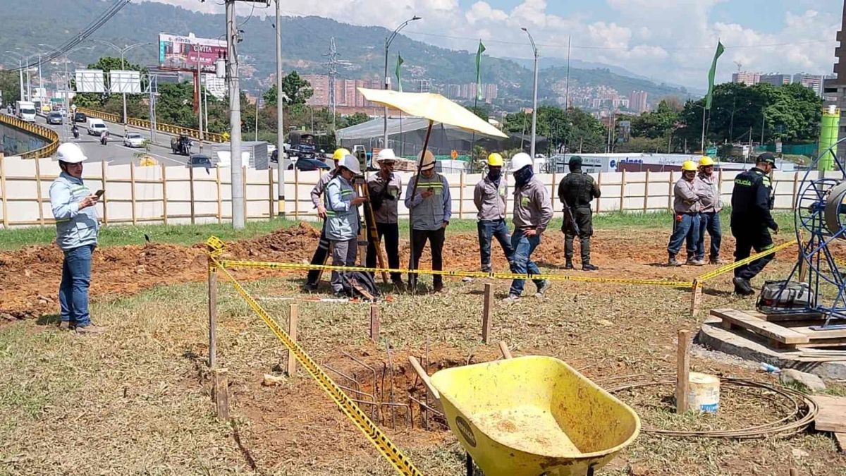 Obras del intercambio vial de Mayorca en el Valle de Aburrá