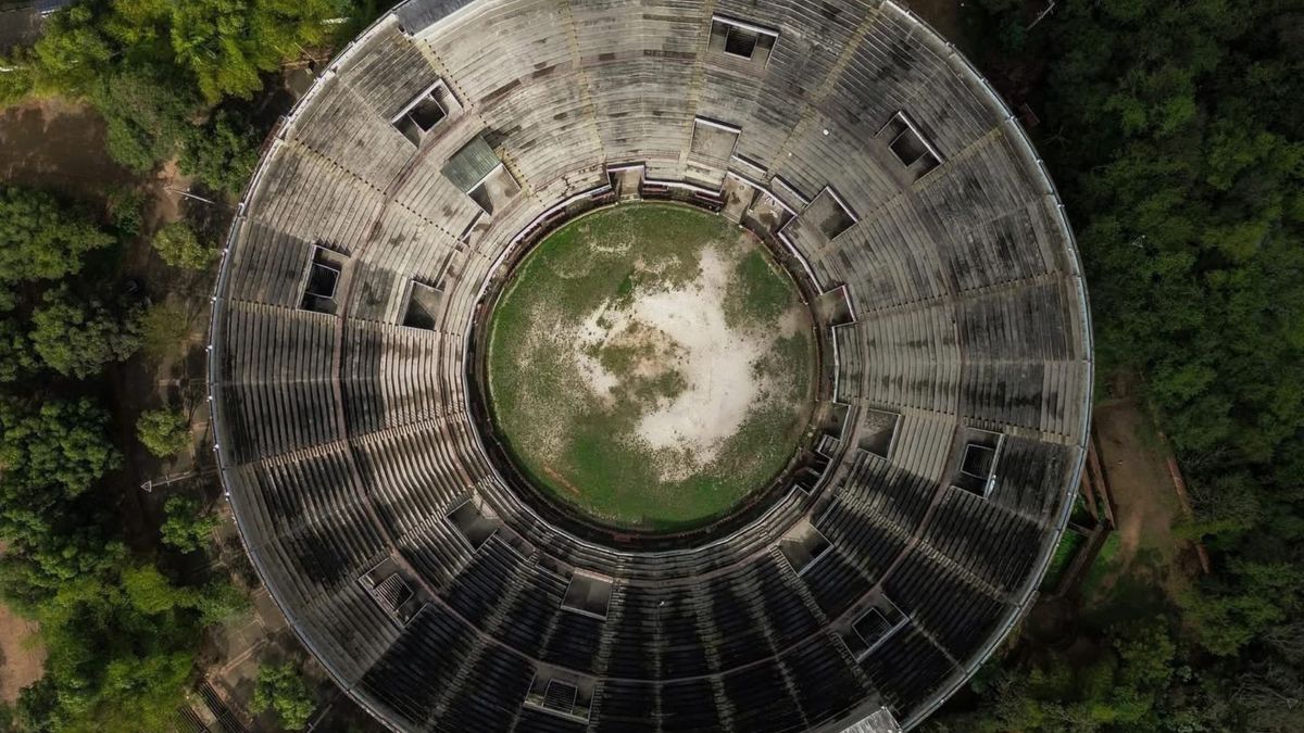 Inicio de obra de la Arena Bonita