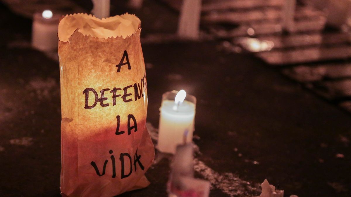 Velatón por los líderes sociales