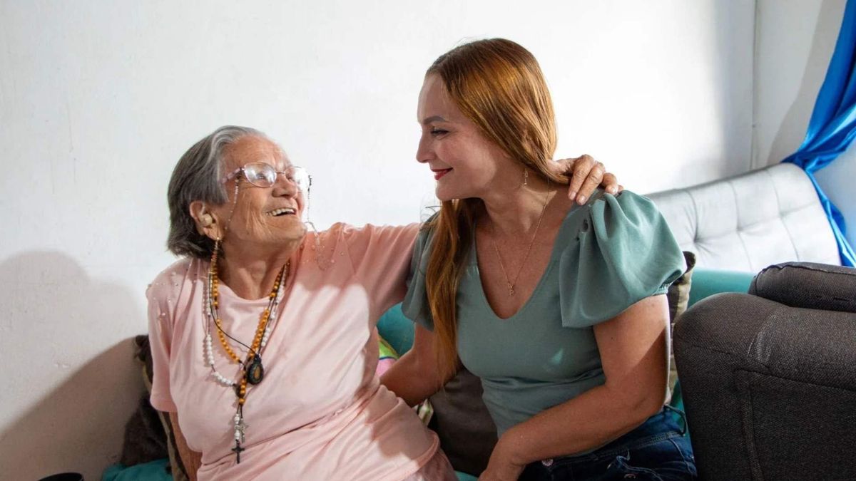 Convocatoria para cuidadores en Medellín