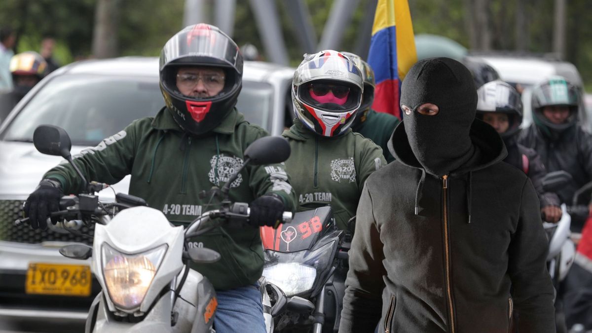 Imagen ilustrativa de robo a motociclistas