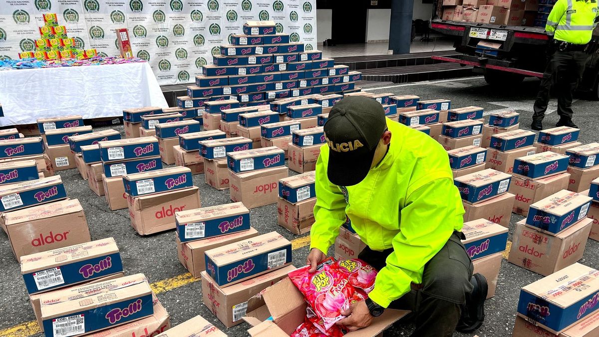 Recuperaron un cargamento de 7 toneladas de dulces robados avaluado en $150 millones, en Bello