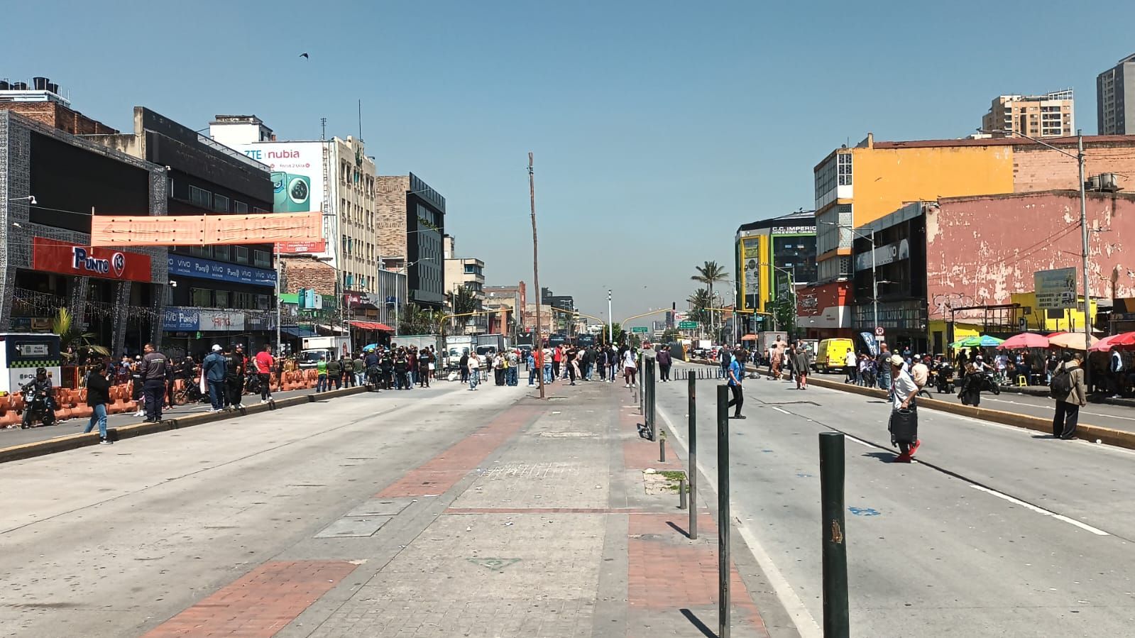 Protesta en la Calle 13 con carrera 18