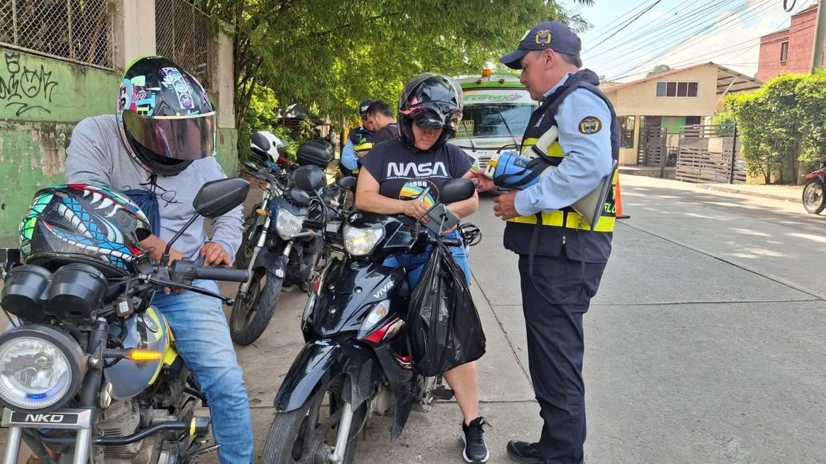 Controles de tránsito en Floridablanca
