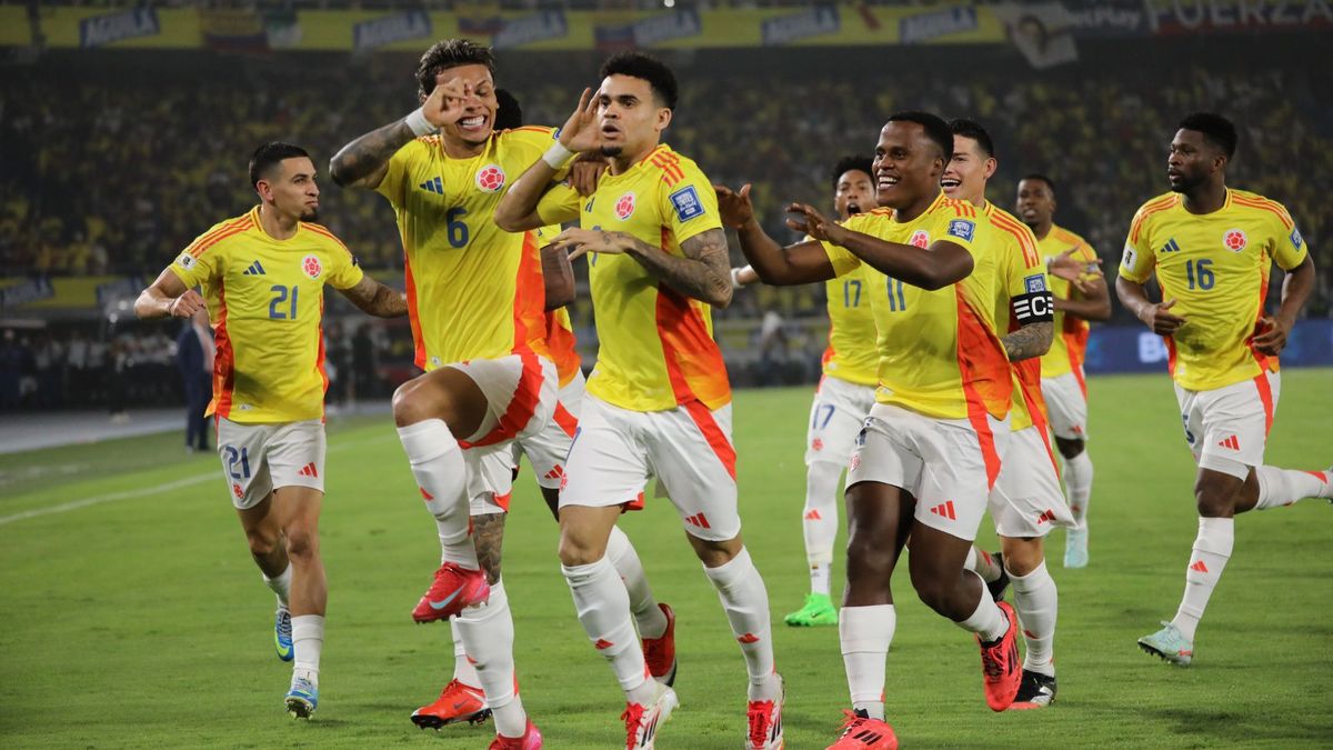 Jugadores de la Selección Colombia celebrando un gol