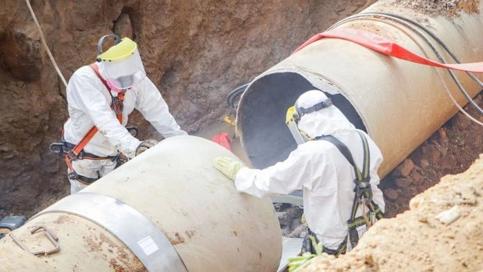 Ruptura de tubo de Aguas de Cartagena.