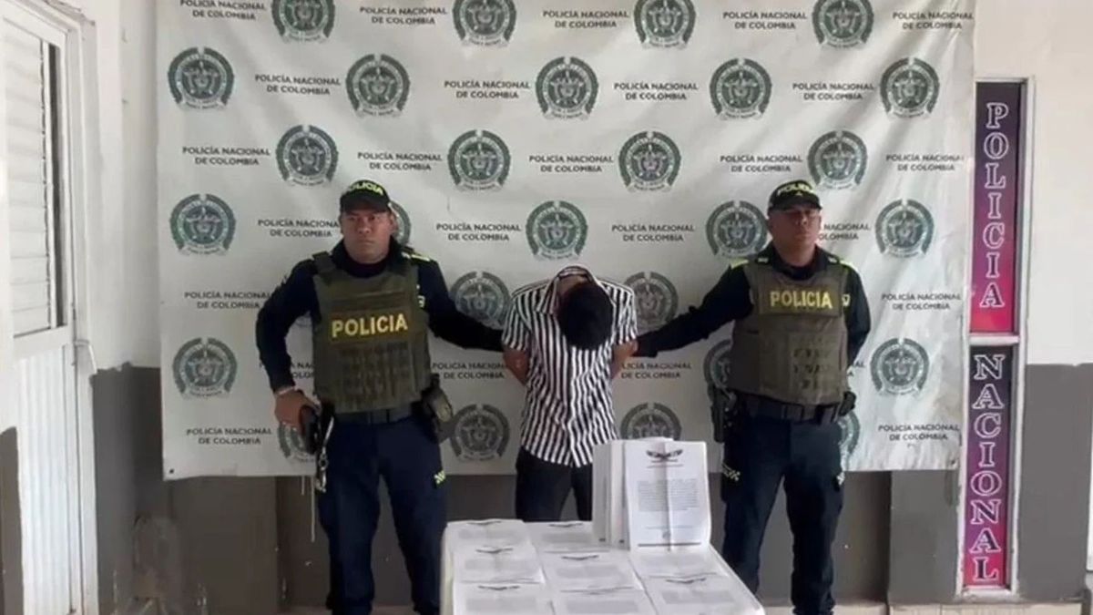 Capturado portando más de 60 panfletos amenazantes en El Carmen de Bolívar