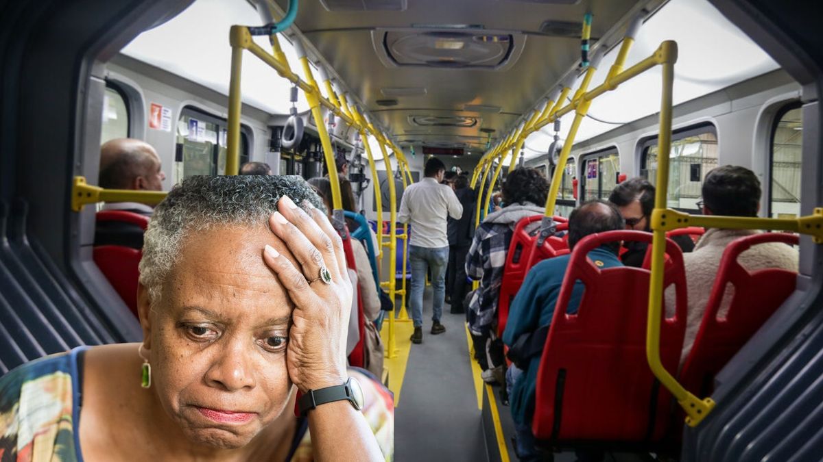 La nueva trampa para bajarle el celular en TransMilenio le ganan de “buena gente”