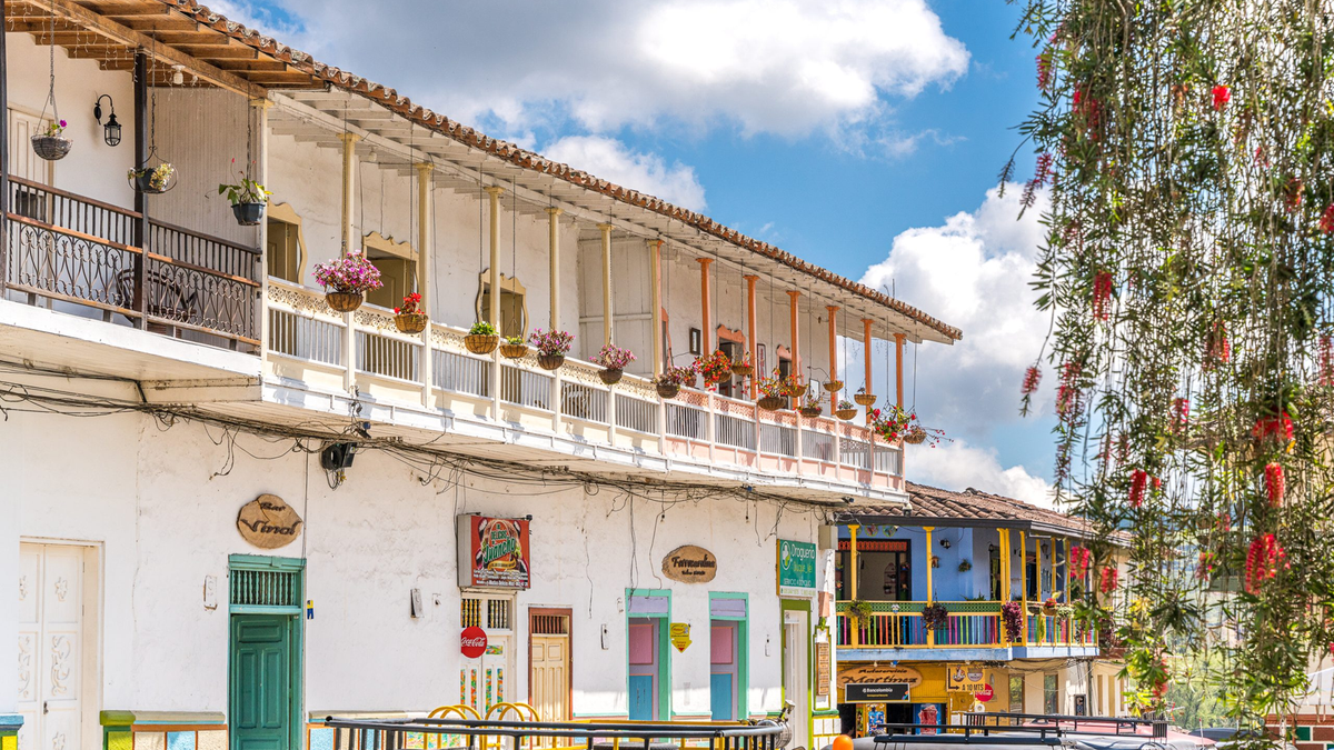 Concejal y funcionaria de Carolina del Príncipe habrían protagonizado un altercado que incluyó intento de golpes en pleno parque