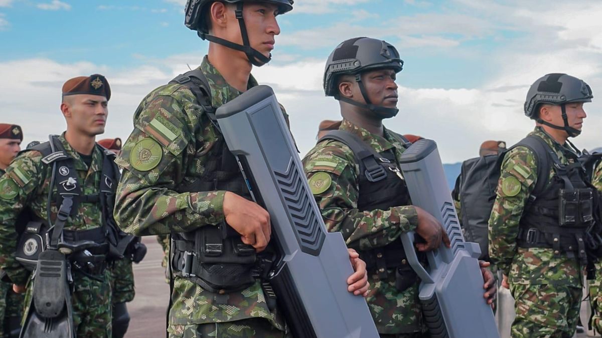 Tropas de la Segunda División del Ejército