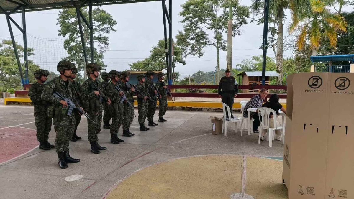 Refuerzos en Ataco para elecciones