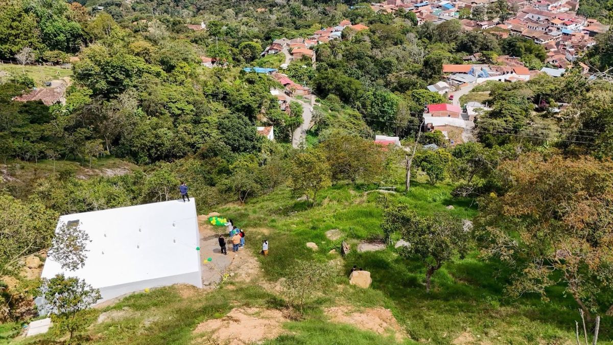 Obras para la mejorar el suministro de agua en Aratoca