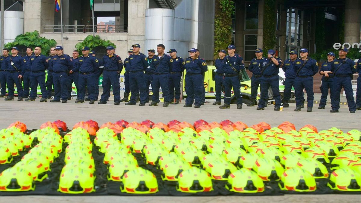 Cascos para bomberos de Medellín