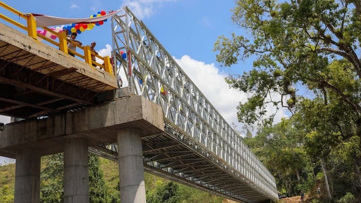 Puente militar sobre el río Quiratá, en Santander