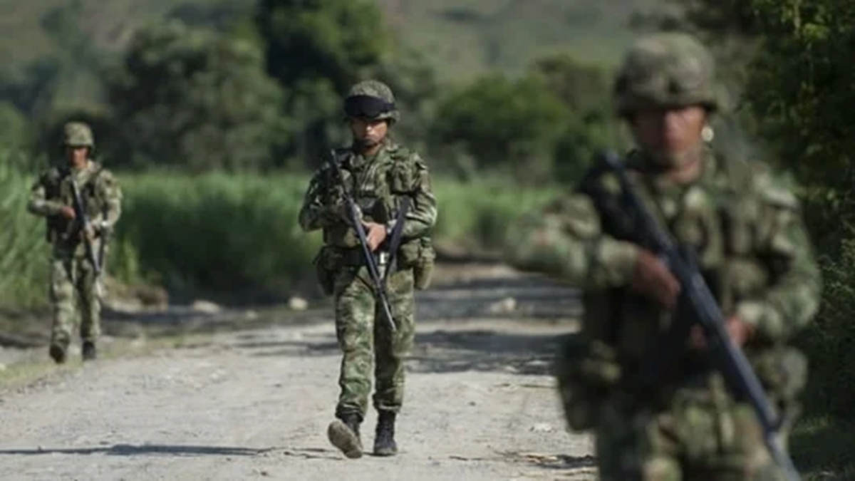 Enfrentamiento entre Ejército y Clan del Golfo irrumpe en la jornada electoral en Yondó